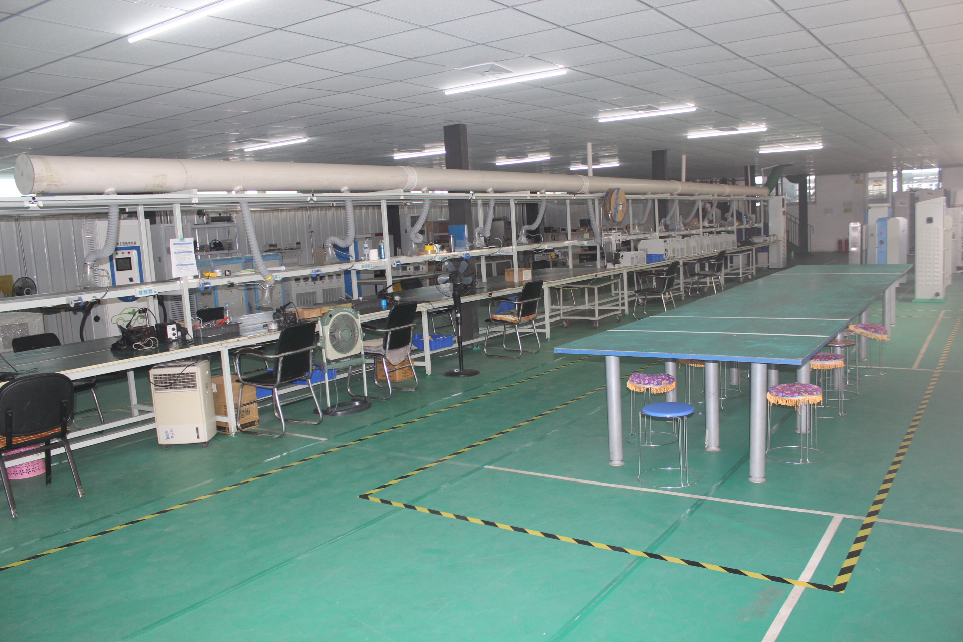 北京的大功率充電機(jī)廠家都有哪家？是不是都支持定制化生產(chǎn)呢？