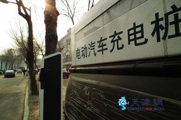 特斯拉超級充電很勇？ 看過寶馬和保時捷的充電站再說話吧